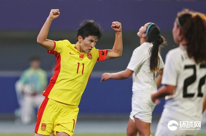 爱游戏app-包含上海队在激烈角逐中取得优势，成功跻身前四的词条