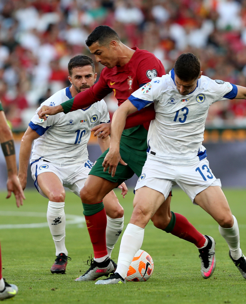 爱游戏官网-包含葡萄牙大胜保加利亚，晋级欧锦赛半决赛的词条