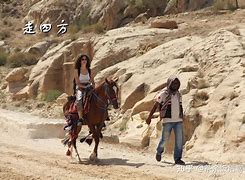 希巴钦赢得佩特拉,牢牢把握领跑之位 希巴钦赢得佩特拉,牢牢把握领跑之位