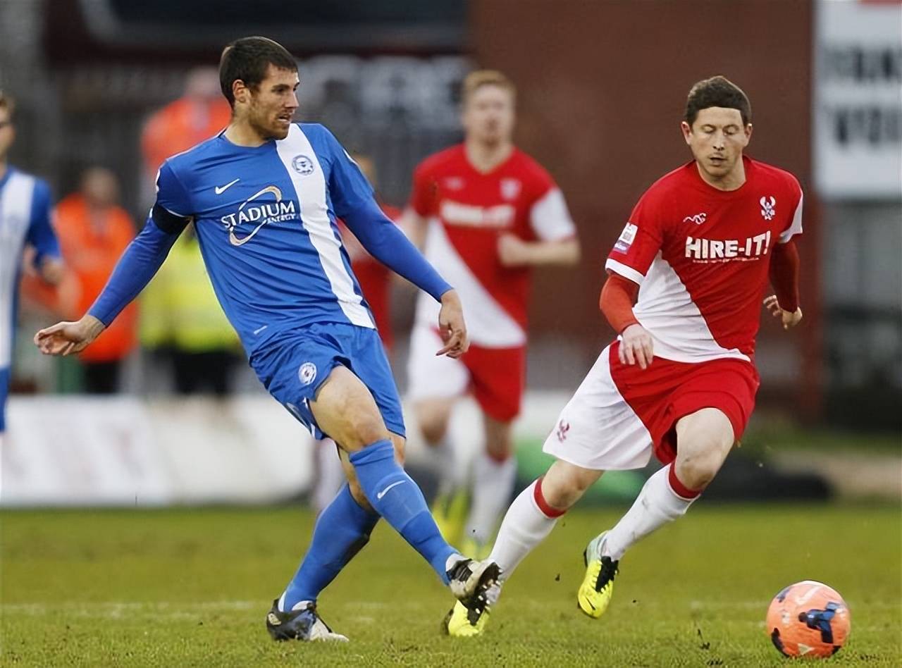 包含巴恩斯利主场告捷,保持领先位置的词条 包含巴恩斯利主场告捷,保持领先位置的词条