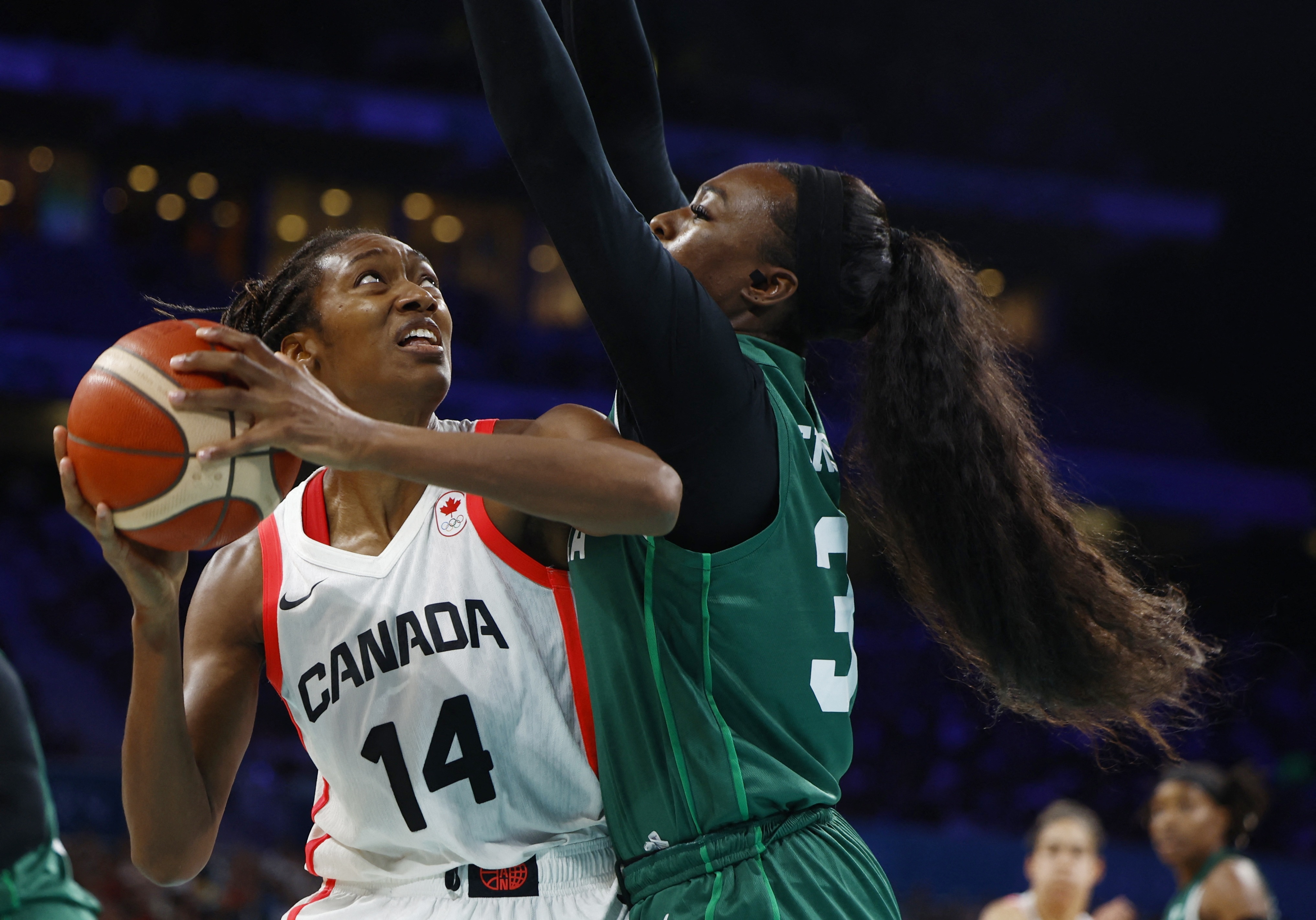 加拿大女篮惊险晋级半决赛,实力强劲 加拿大女篮惊险晋级半决赛,实力强劲