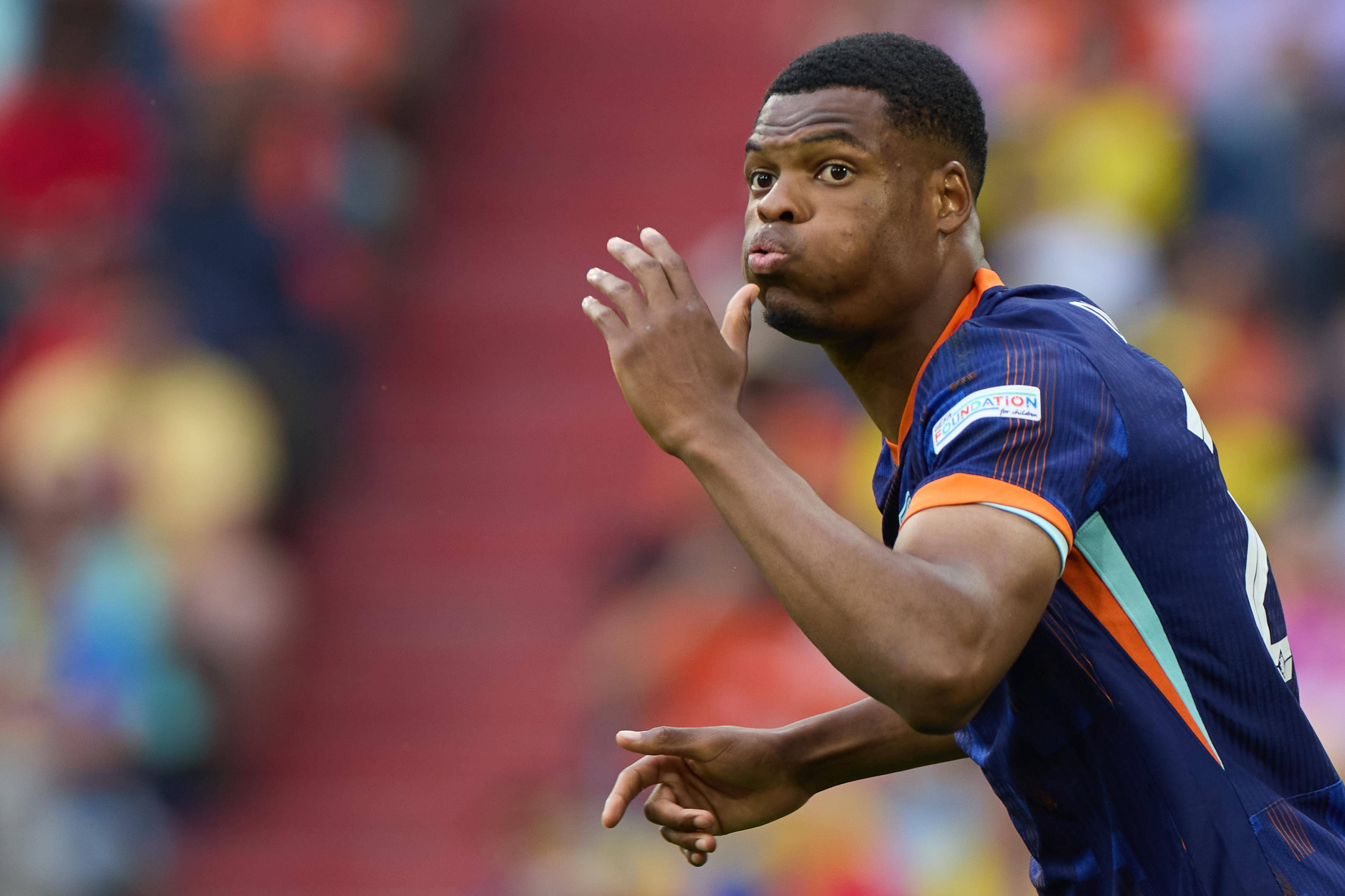 荷兰队备受瞩目，球员状态神秘的简单介绍