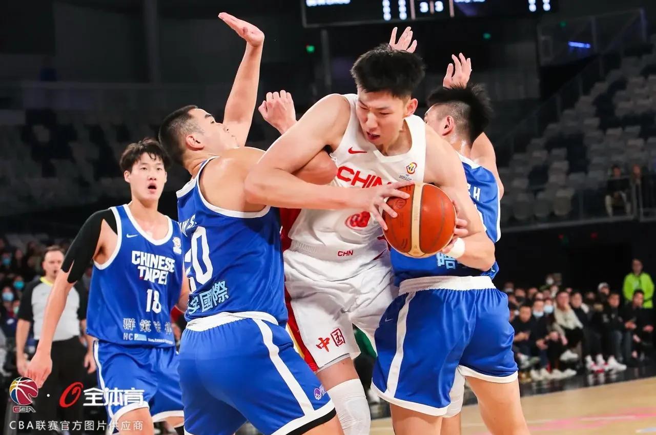 爱游戏体育官网-中国男篮备战世界杯，豪取历史最好成绩