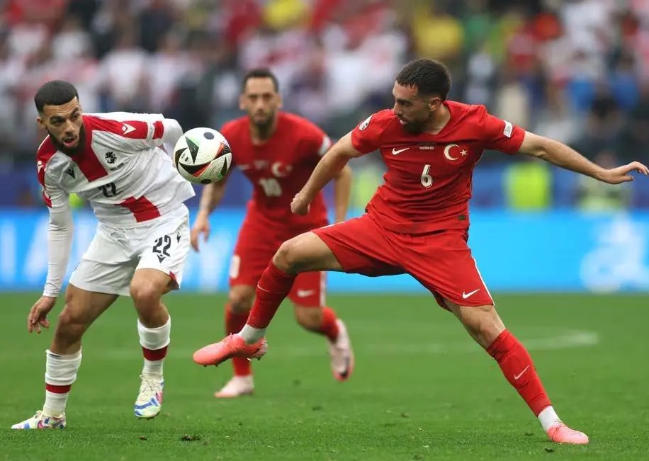 法国遭遇土耳其强劲对手，比利时失分