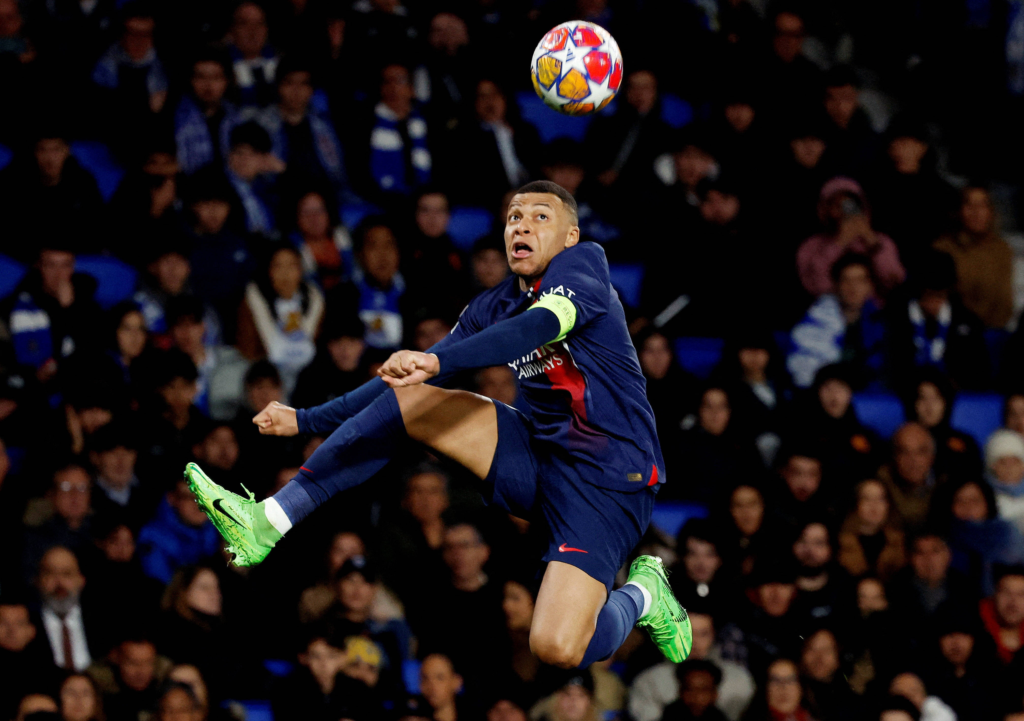 爱游戏官网-欧洲女子超级联赛比赛激烈，巴黎圣日耳曼队夺冠的简单介绍