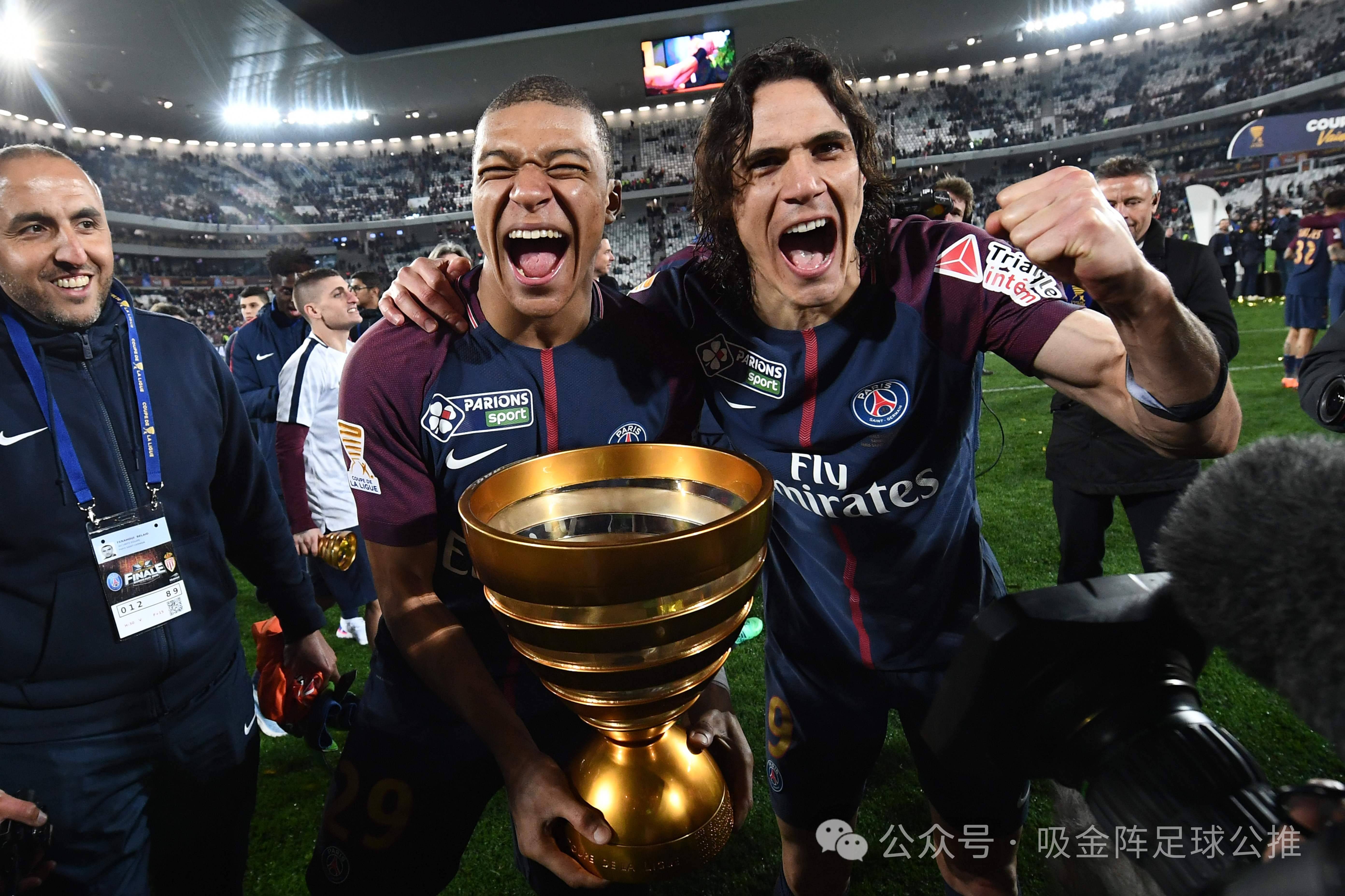 欧洲女子超级联赛比赛激烈，巴黎圣日耳曼队夺冠的简单介绍