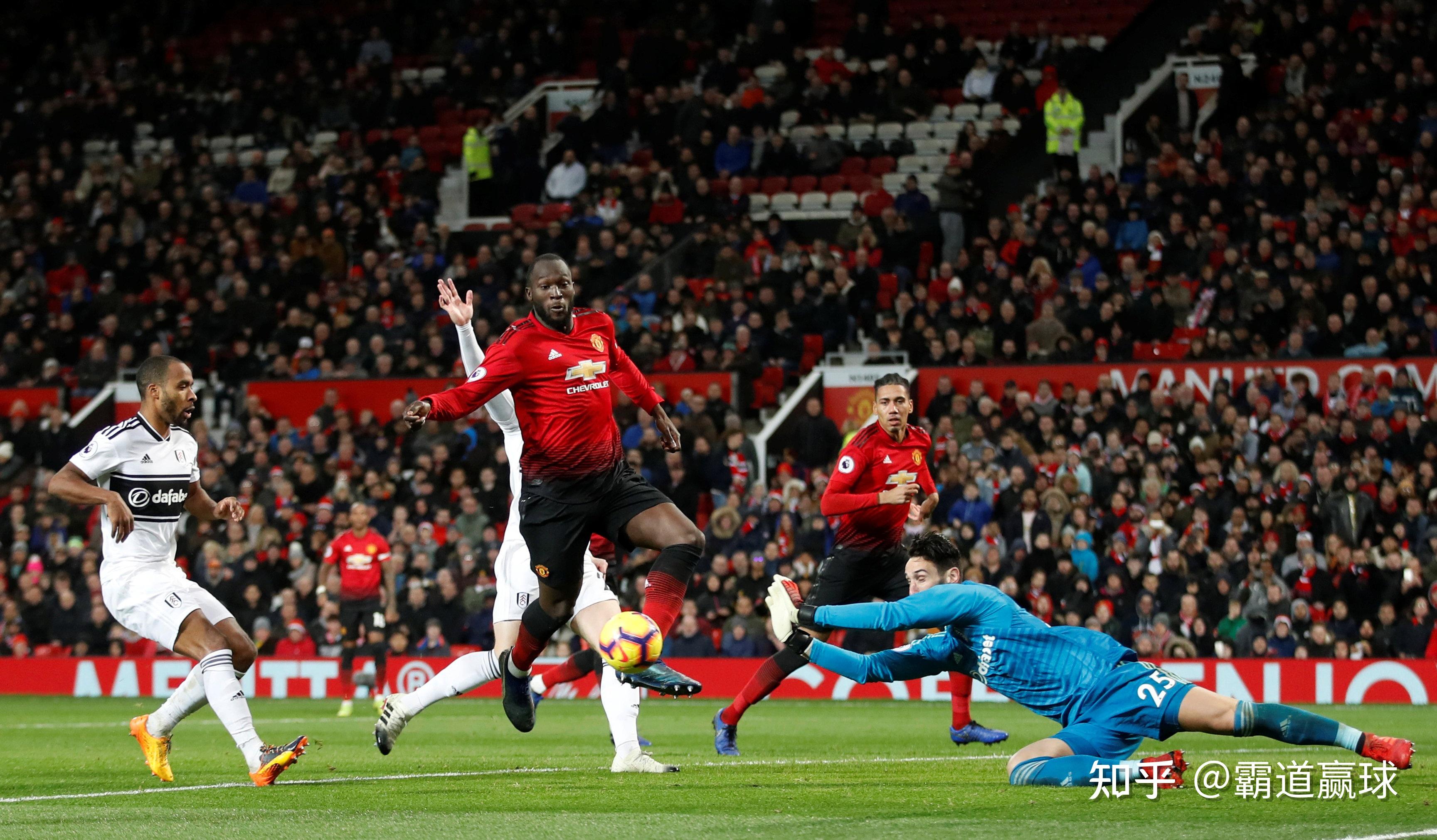 曼联不敌富勒姆客场憾负,遭遇不利 曼联不敌富勒姆客场憾负,遭遇不利