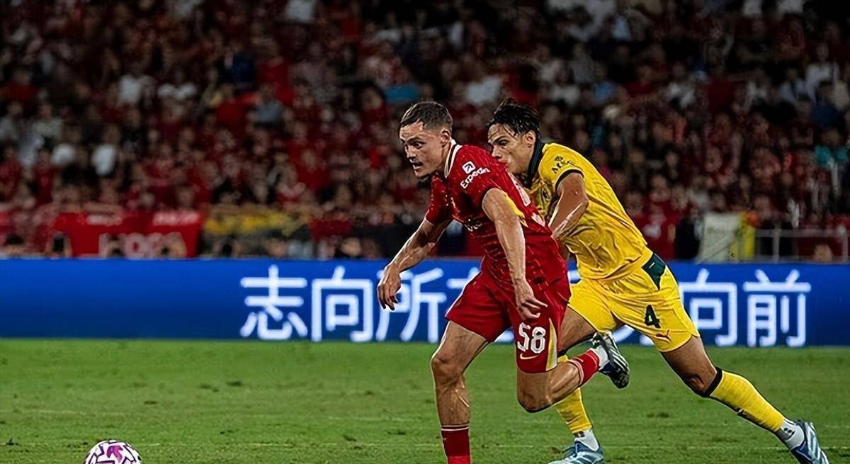 爱游戏官方入口-利物浦坠入低谷，主力受伤成隐忧的简单介绍