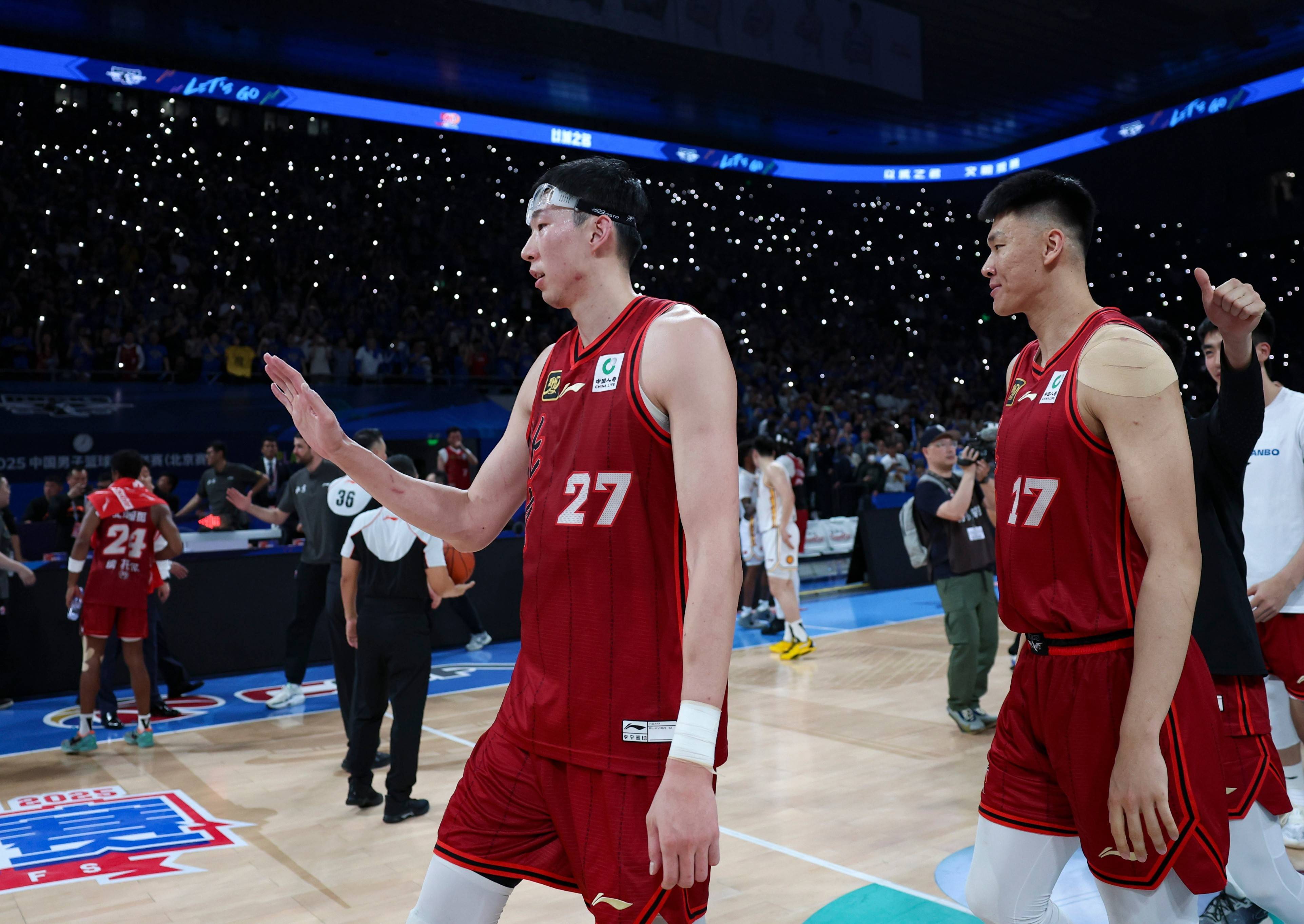 北京男篮展现强大实力,夺得胜利 北京男篮展现强大实力,夺得胜利