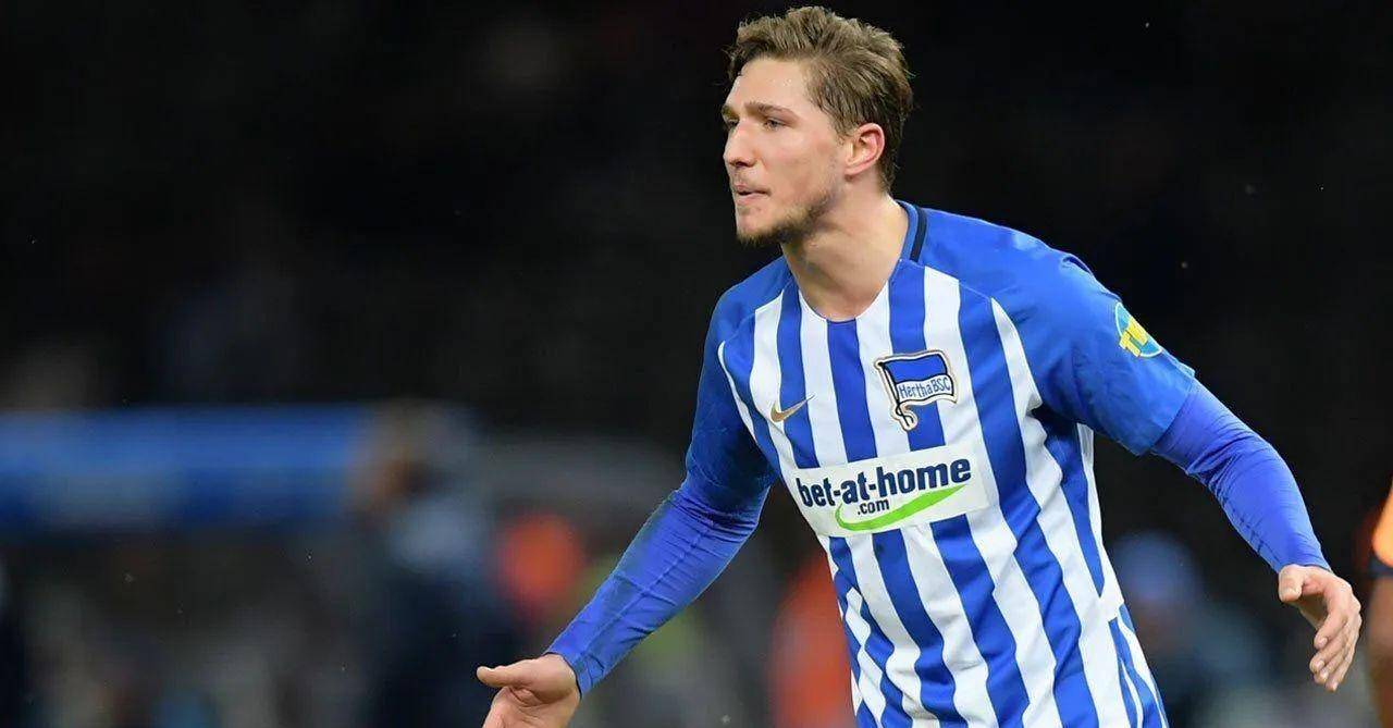 柏林赫塔主场大胜对手，喜迎胜利