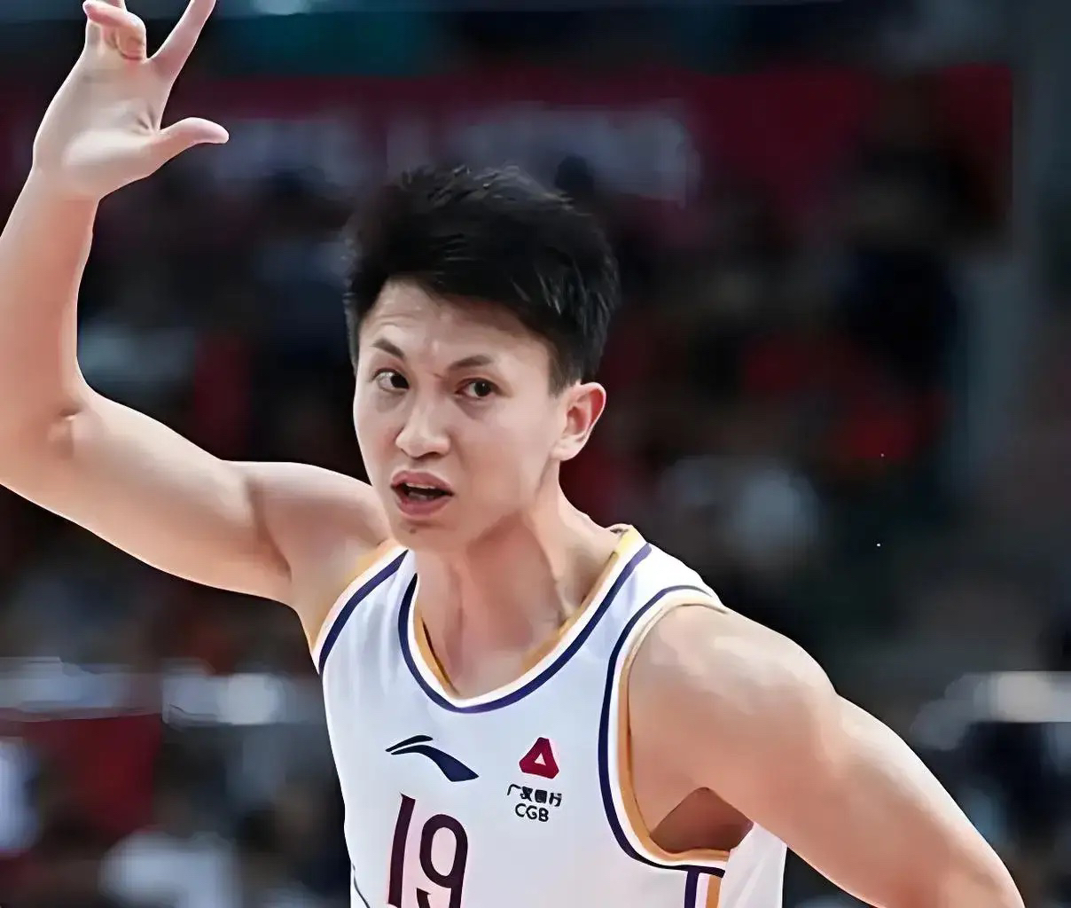 老将球员发挥稳定,为球队立下奇功 老将球员发挥稳定,为球队立下奇功