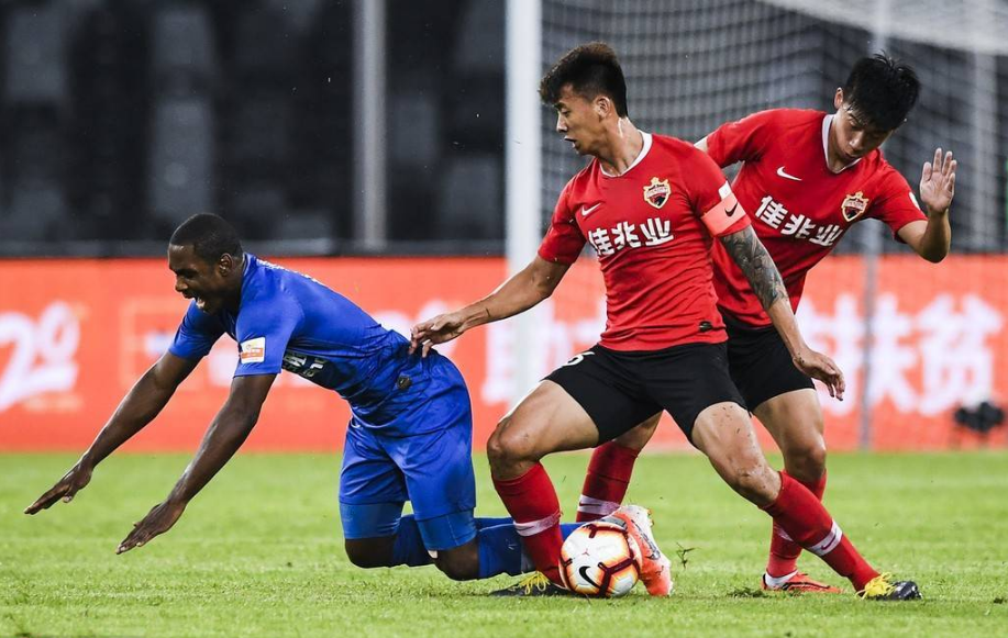 苏宁客场逆转,追平对手积分榜的简单介绍 苏宁客场逆转,追平对手积分榜的简单介绍